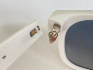 レイバンの丁番折れ