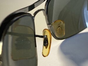 レイバンのノーズパッドの劣化