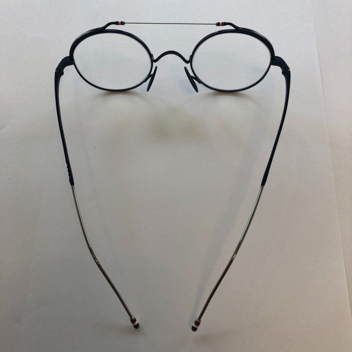 トムブラウンのメガネ修理について熟練の修理職人がご案内します – メガネ修理のルネティエ